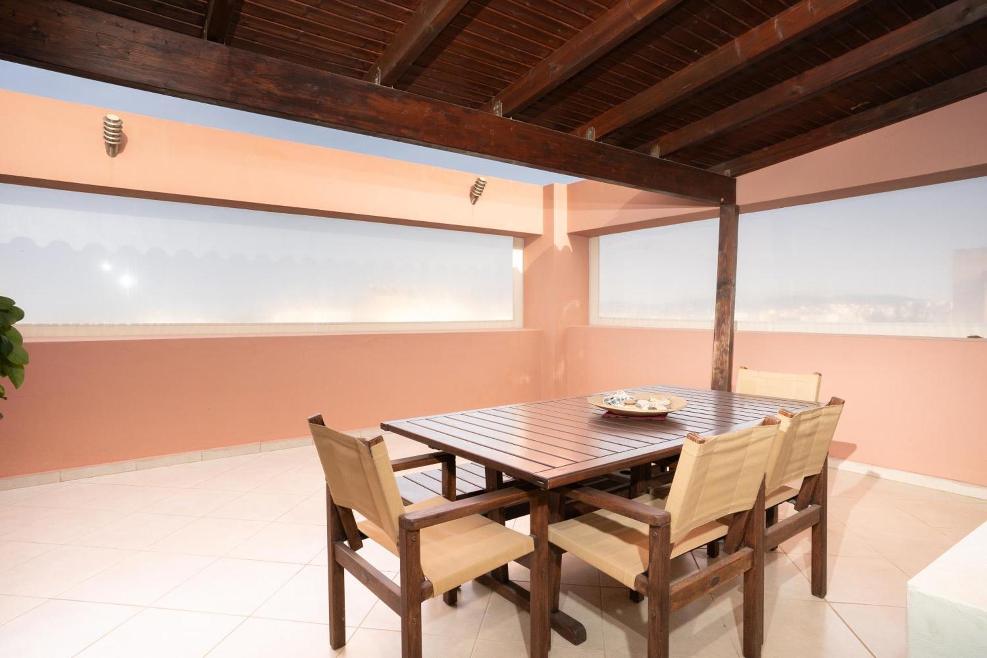 Maria'S Airport Apartment Koropion Ngoại thất bức ảnh
