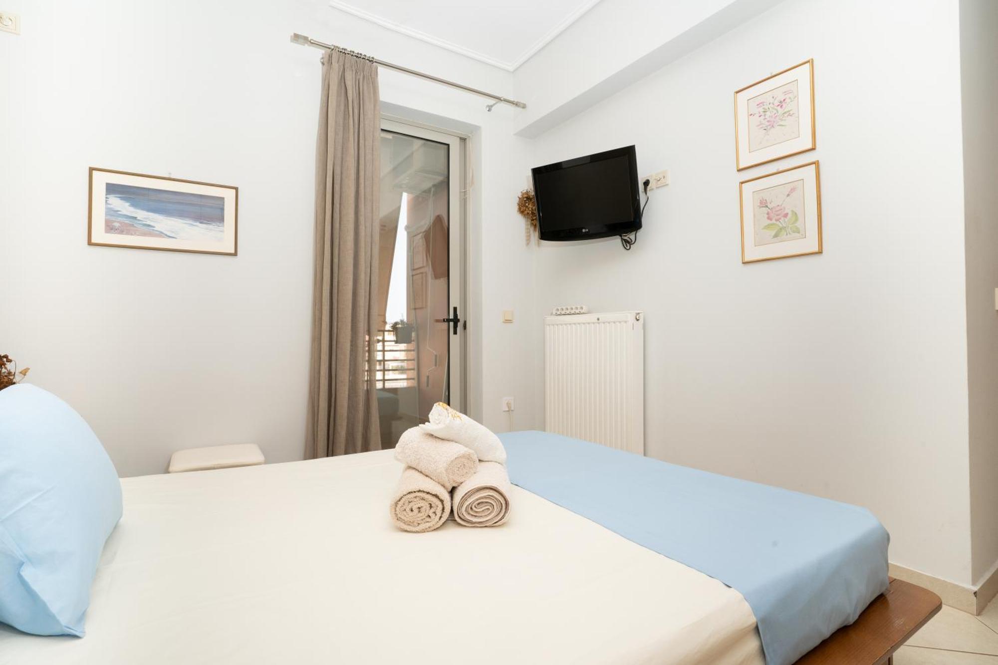 Maria'S Airport Apartment Koropion Ngoại thất bức ảnh